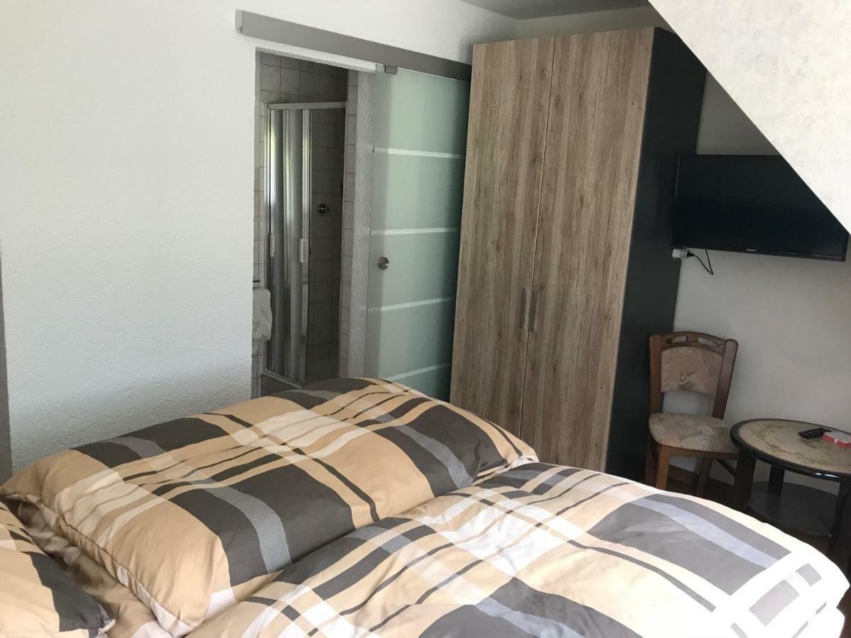 Beim Winzer Daire Zell an der Mosel Dış mekan fotoğraf