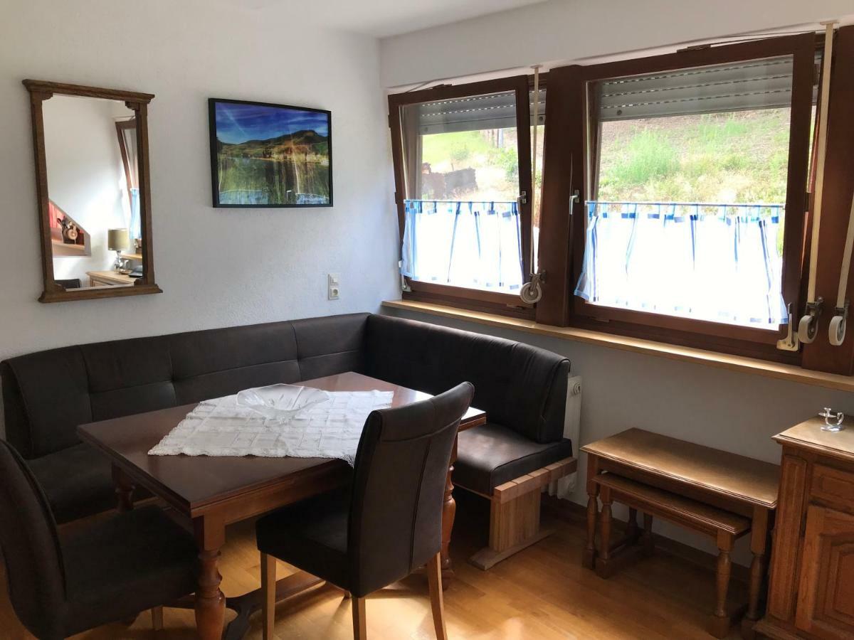 Beim Winzer Daire Zell an der Mosel Dış mekan fotoğraf